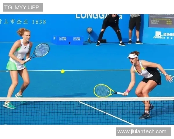 北京网球队在联赛中的速度优势与战术运用深度解析 北京网球队在联赛中的速度优势与战术运用深度解析