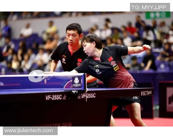 成都与重庆羽毛球队赛后复盘速度对决的精彩瞬间与战术分析 成都与重庆羽毛球队赛后复盘速度对决的精彩瞬间与战术分析